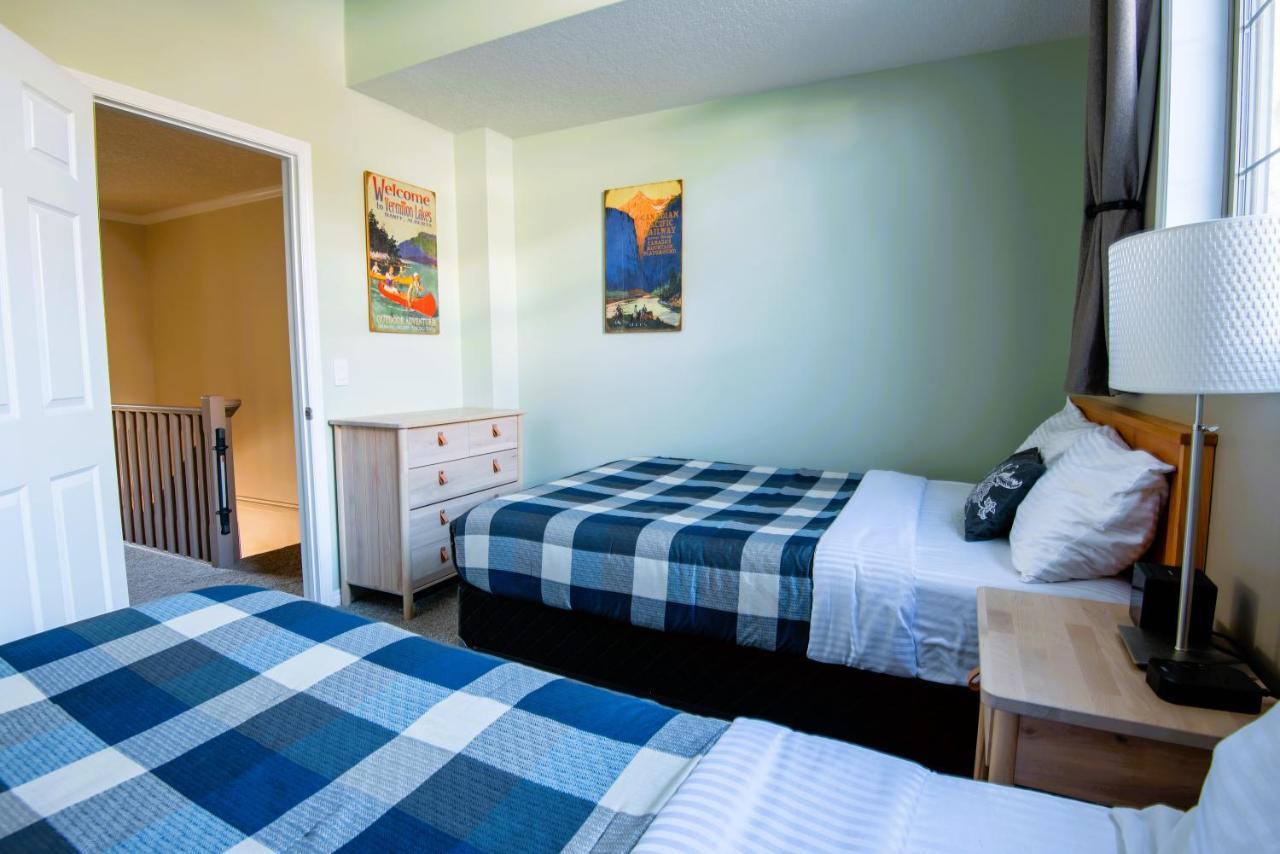 Renovated Chalet At Mystic Springs, Mountain Views, Pets Welcome! Canmore Exteriér fotografie